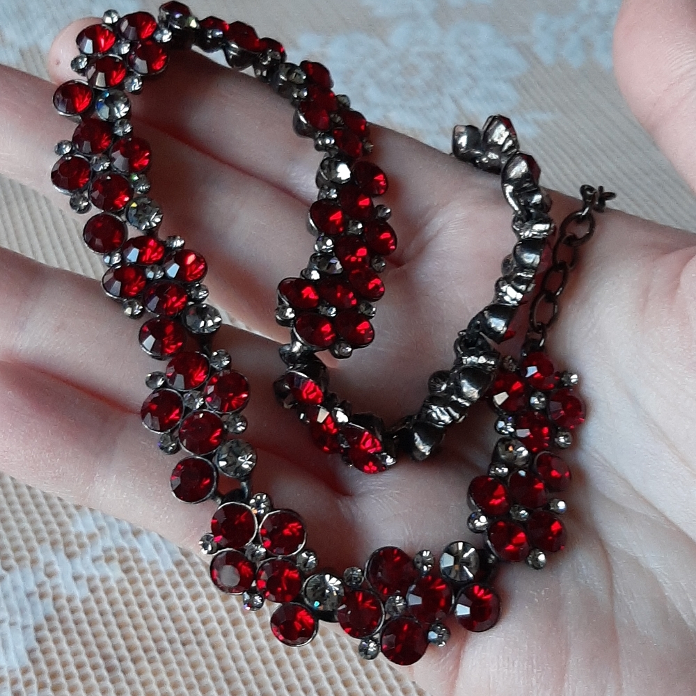 Ruby Red Crystal Necklace - Picture 6 of 6